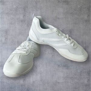 Landhiker Cheerleading Shoes Sleek White Athletic Shoes for Performance